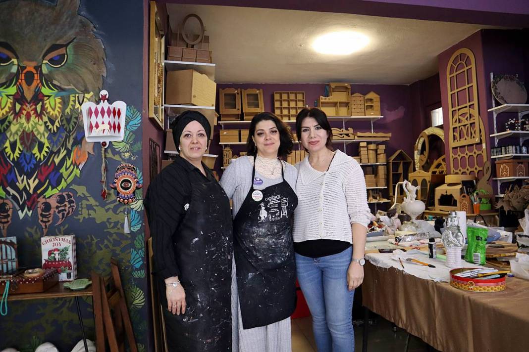 Hobi diye başladılar, 8 yıldır taleplere zar zor yetişiyorlar! O kentte ustalara taş çıkartıyorlar 13